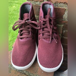 Allbirds Women’s Tree Toppers maroon size 6